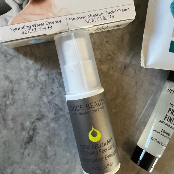Skincare Bundle - Picture 3 of 5